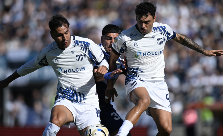 Triunfazo agónico de Talleres 